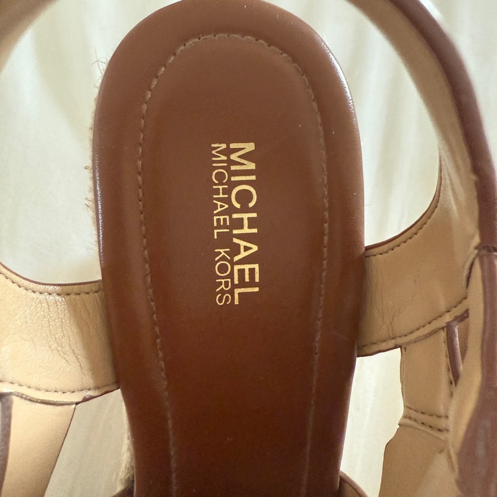 Michael Kors Jocelyn Brown Leather Wedge - Size 8,5 - Barely used - Like New! - Picture 3 of 7